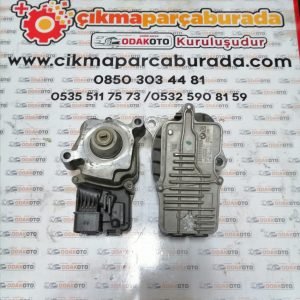7542211 BMW (F30-F31-F32-F33-F34) Çıkma Transfer Kutusu Motoru